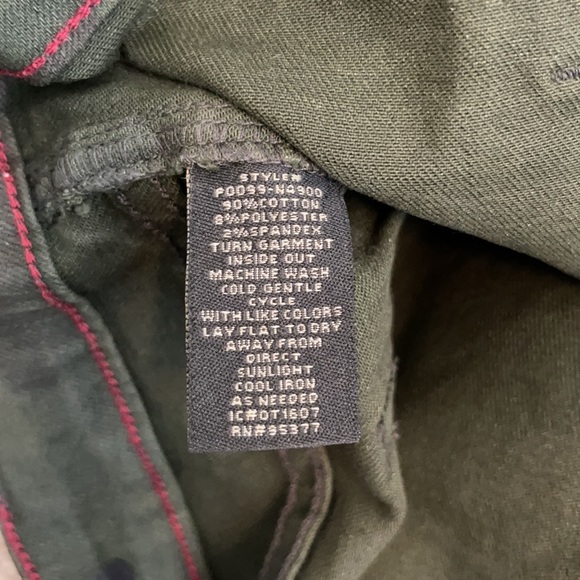 EUC - Sanctuary Denim Ace Utility Ankle Jeans in Camo - Size 30 - Picture 9 of 11